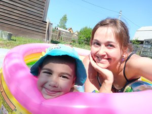 Весёлые игры в бассейне