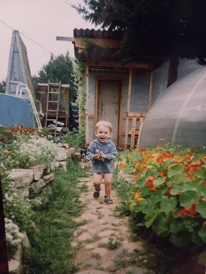 Хорошо на даче летом!