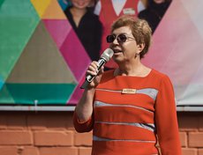Директор школы № 4 Альбина Алексеева.