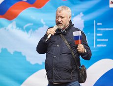 Директор Иркутского городского театра народной драмы, Заслуженный артист РФ Михаил Корнев.