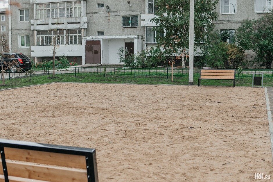 В зоне с песком в дальнейшем планируют разместить детское игровое оборудование
