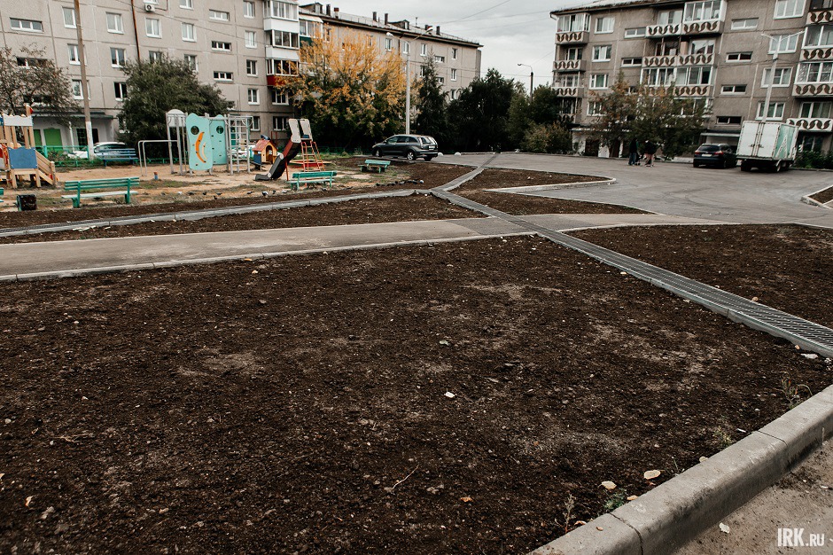 Площадка между домами № 264 на Ярославского и 233 на Баумана