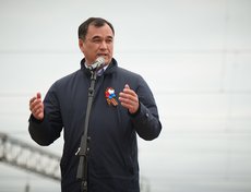 С приветственной речью выступил депутат Государственной думы РФ Сергей Тен.