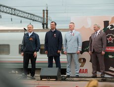 По прибытии поезда состоялся митинг с участием руководителей Восточно-Сибирской магистрали и органов власти.