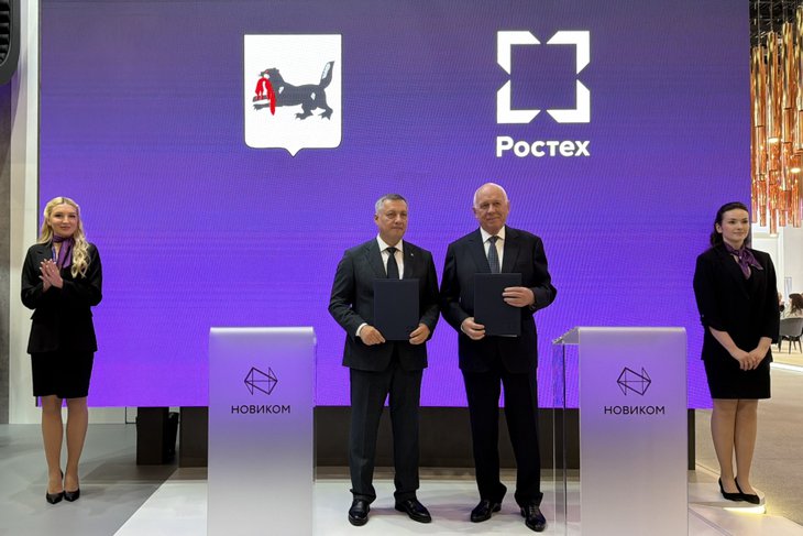 Игорь Кобзев и Сергей Чемезов. Фото пресс-службы «Ростеха»