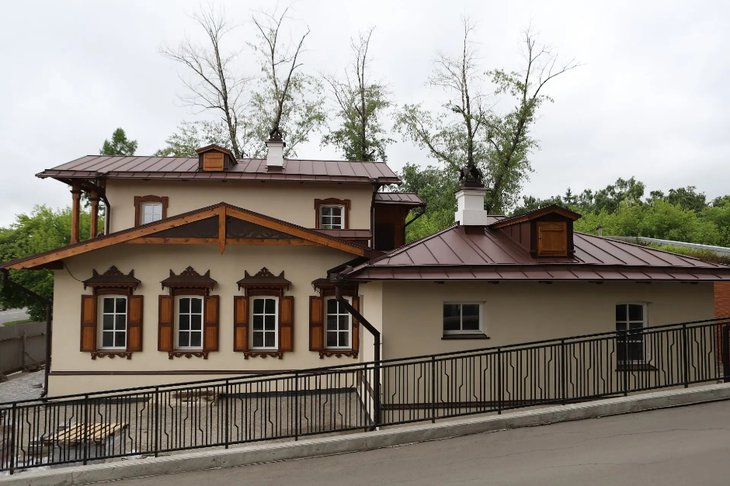 Здание. Фото пресс-службы администрации Иркутска