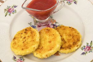 Из оставшихся белков можно будет сделать безе.