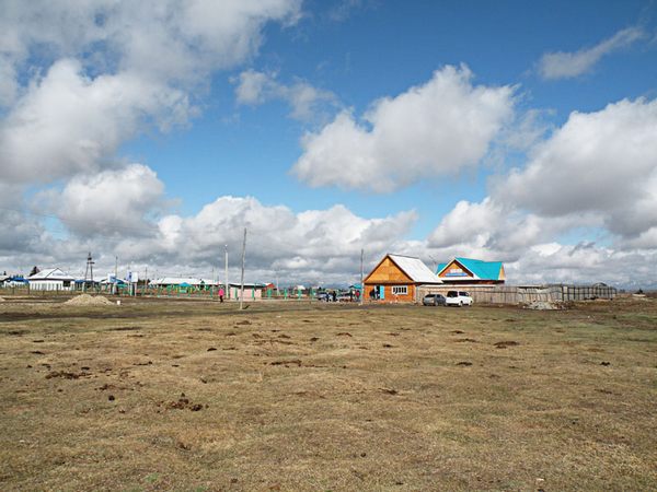 Село Жемчуг. Фото с сайта www.nature.baikal.ru. Автор - Александр Мамонтов Село Жемчуг. Фото с сайта www.nature.baikal.ru. Автор - Александр Мамонтов