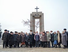 В списки личного состава подразделений органов внутренних дел Приангарья навечно внесены 75 милиционеров и сотрудников полиции, которые отдали свои жизни, находясь на боевом посту.