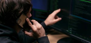 Четыре правила защиты от мошенников: как определить, настоящий ли энергетик вам звонит?
