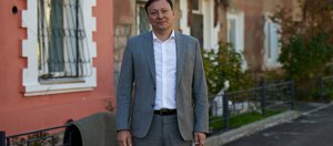 Что изменилось за год: прогулка по округу № 8 с депутатом Артуром Бектемировым