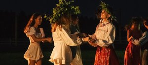 Как провести выходные: фестиваль йоги и праздник Ивана Купалы