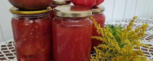 Заготовки на зиму: два рецепта маринованных помидоров