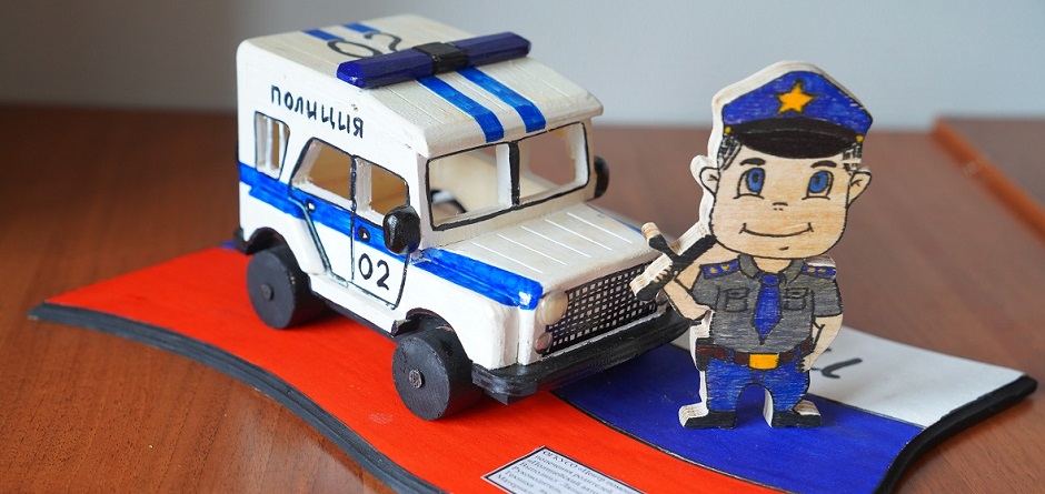 Фотоконкурс «Полицейский Дядя Степа»: выбираем лучшую игрушку