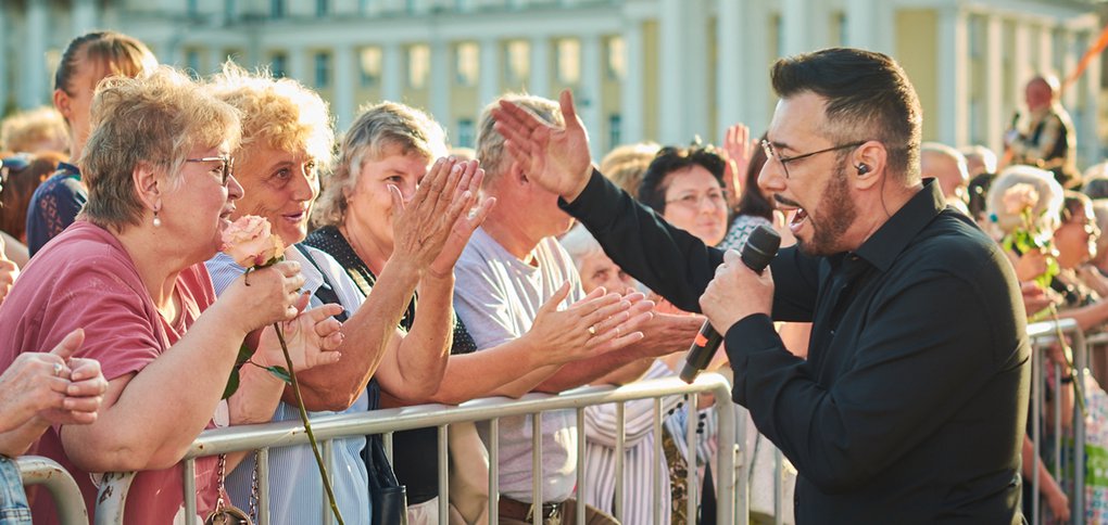 Концерт прошёл на площади графа Сперанского.