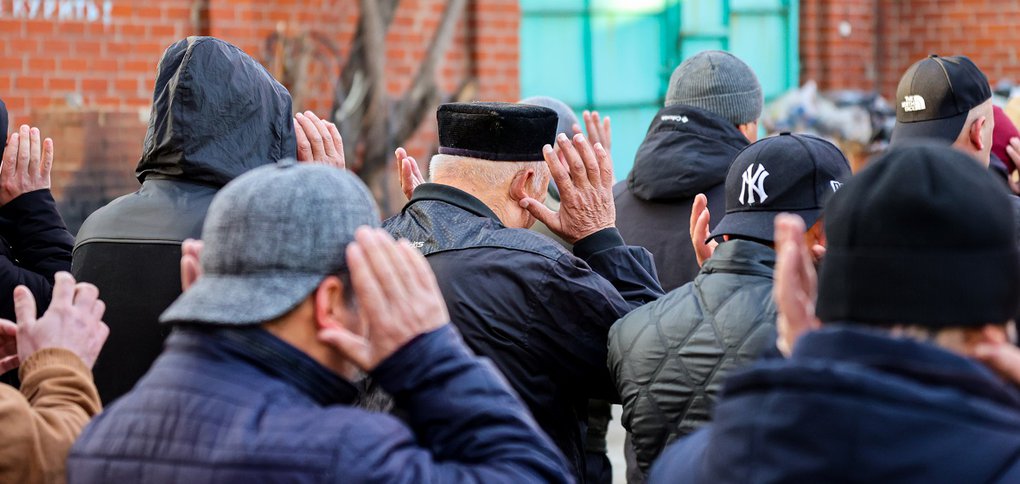 Служба прошла 10 апреля.