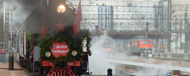 «Поезд Победы» торжественно встретили в Иркутске