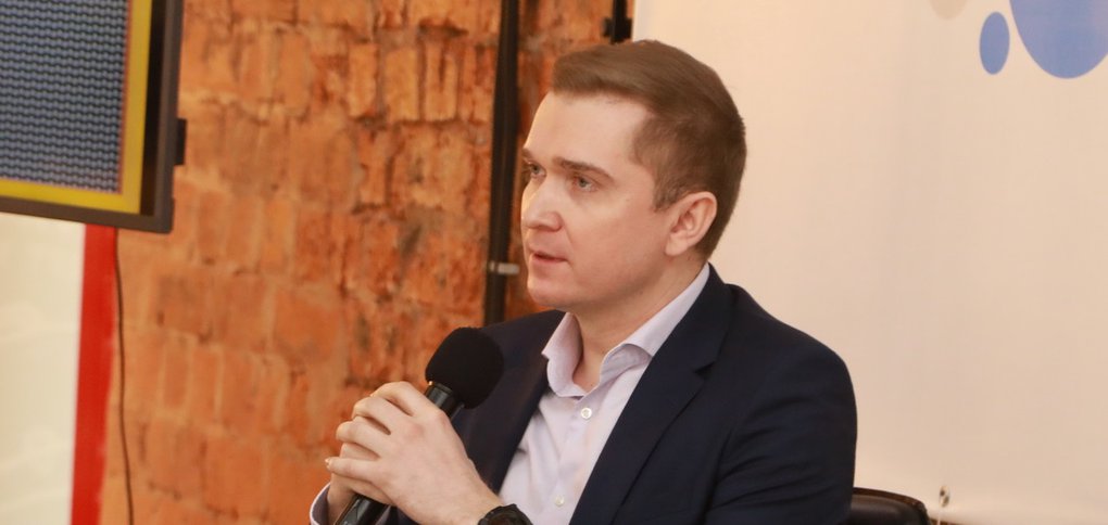 На вопросы ответил руководитель энергетического бизнеса Михаил Хардиков.