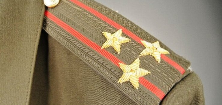 Поздравляем всех мужчин.