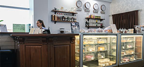 Cake Home* в Аэропорту